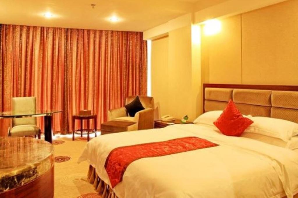 Langzhong Grand Hotel Shahepu Exterior photo